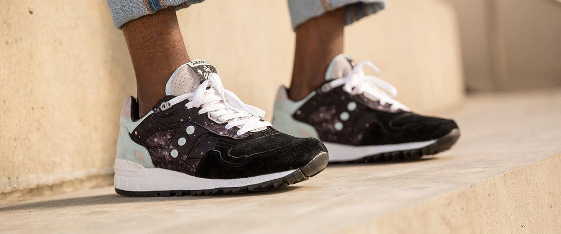 SAUCONY